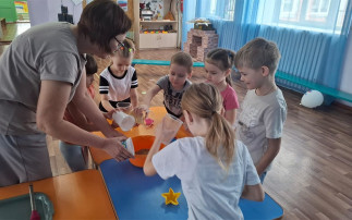 Участие в изготовлении лакомства Участие в изготовлении лакомства.